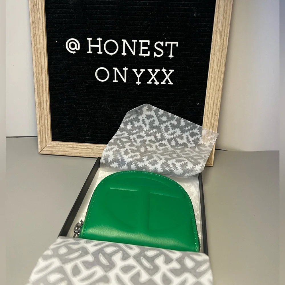 Telfar greenscreen wallet